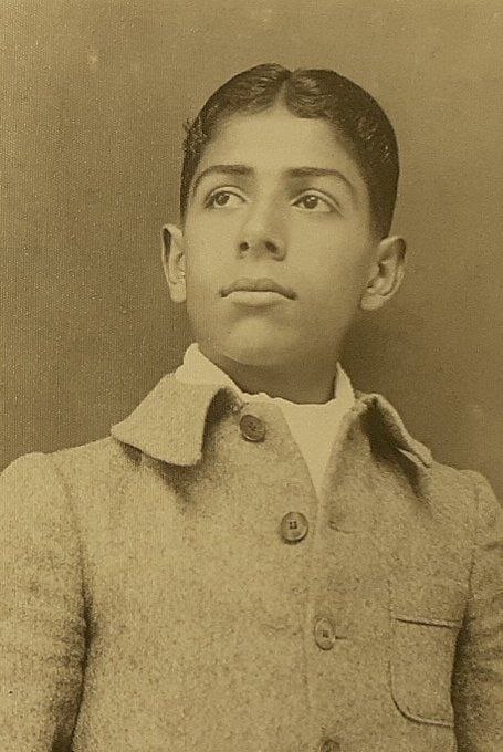 عکس و دست‌نوشته دیده‌نشده از ابراهیم گلستان در 15سالگی