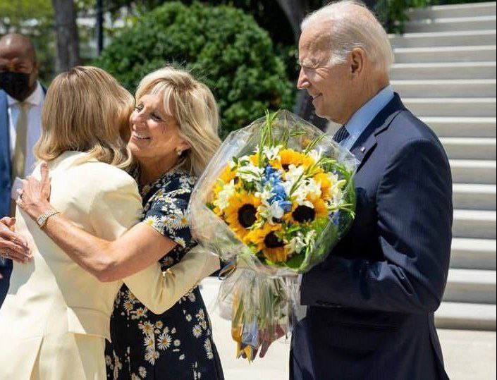 استقبال ویژه از همسر رئیس‌جمهور در کاخ سفید