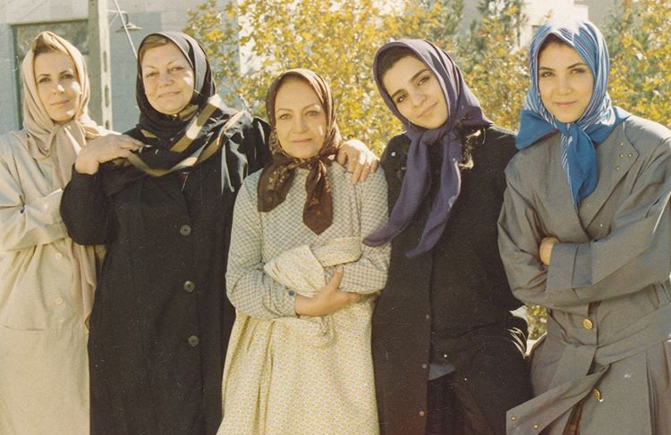 این خانم، مادر همه بازیگران سینمای ایران بوده است