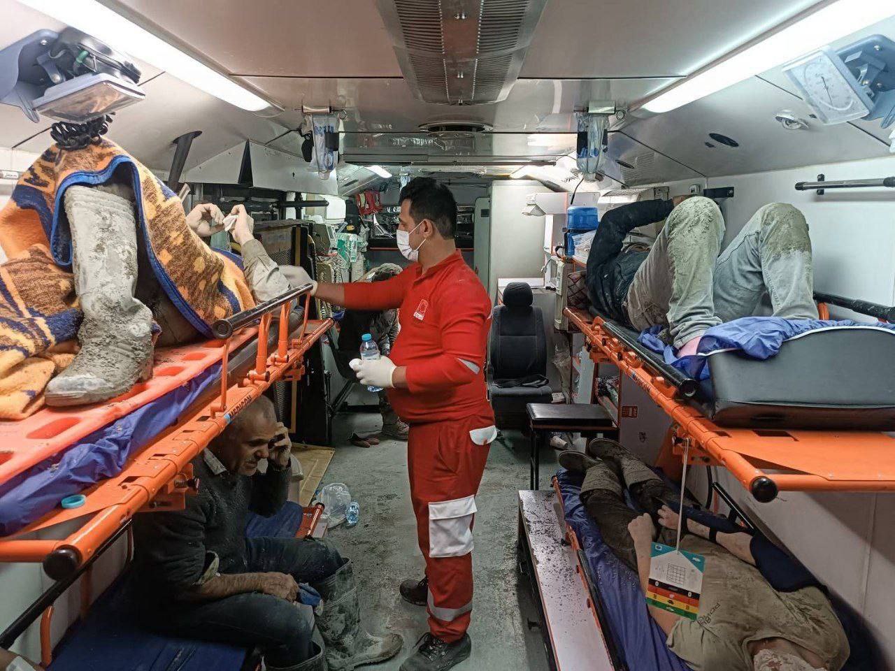عکس‌های حادثه ریزش آوار در فرودگاه امام