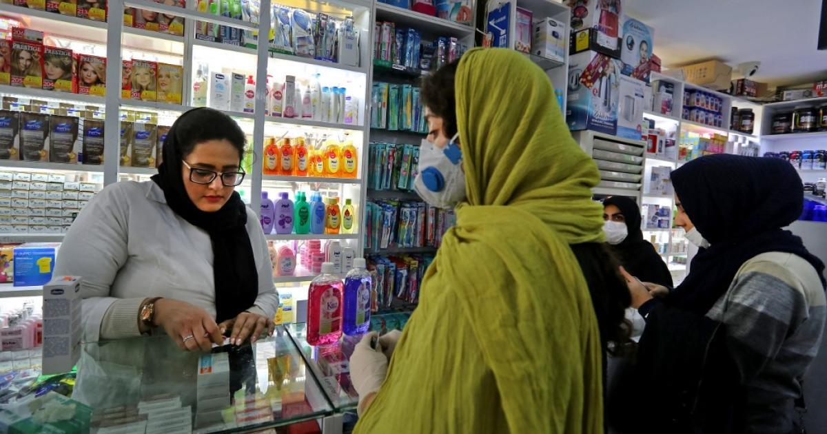 دستورالعمل خبرساز برای حجاب زنان در داروخانه