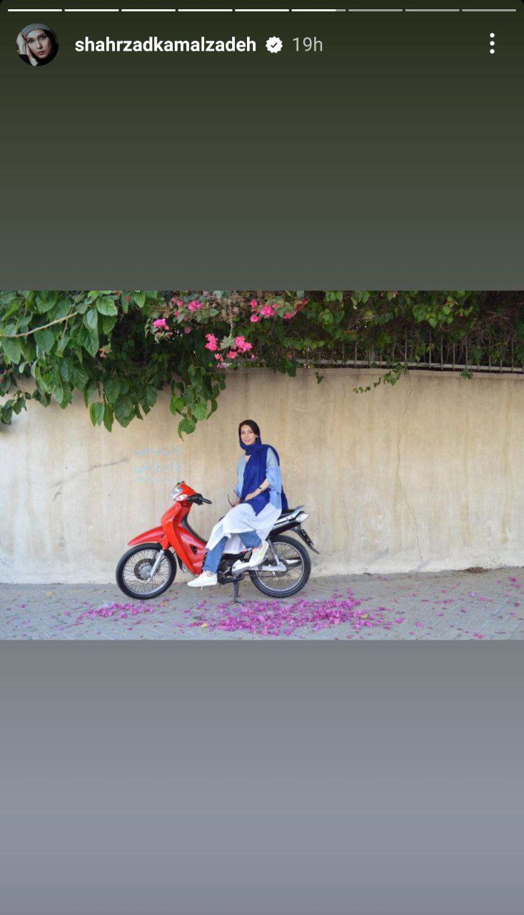عکسی از موتورسواری بازیگر زن سریال گاندو
