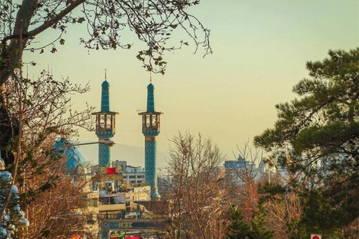 عکسی زیرخاکی از امامزاده صالح تهران