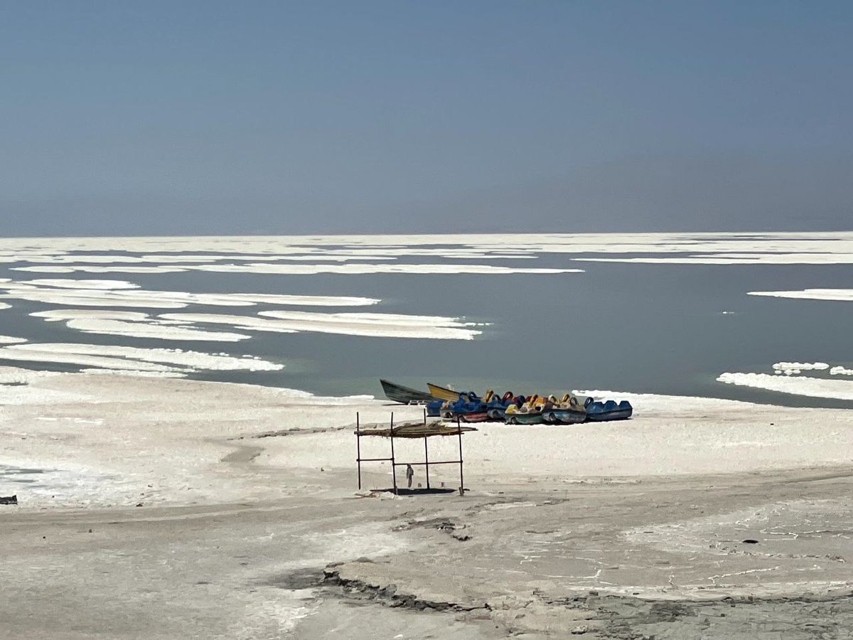 تصاویری تلخ از آخرین نفس‌های دریاچه ارومیه