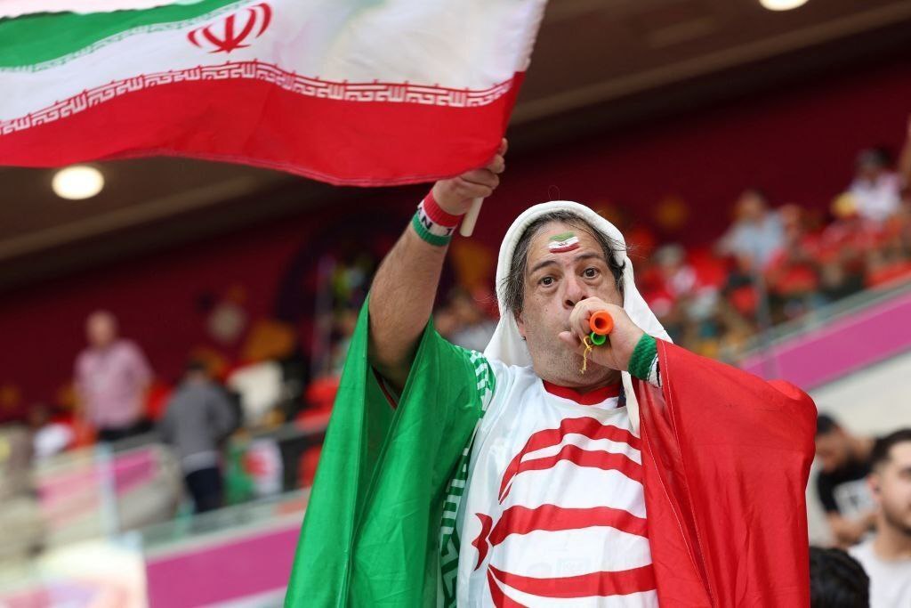 تصاویری خاص از هواداران بازی ایران-ولز