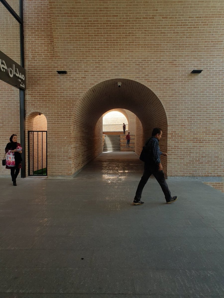 بالاخره یک ایستگاه متروی شیک در تهران افتتاح شد