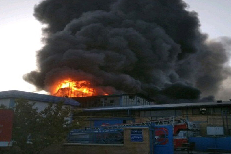 آتش‌سوزی مرگبار در یک واحد صنعتی قزوین 
