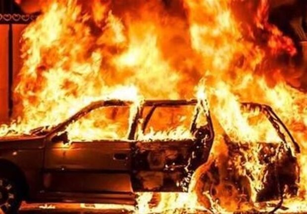 ۵ نفر در خودروی سمند زنده زنده در آتش سوختند