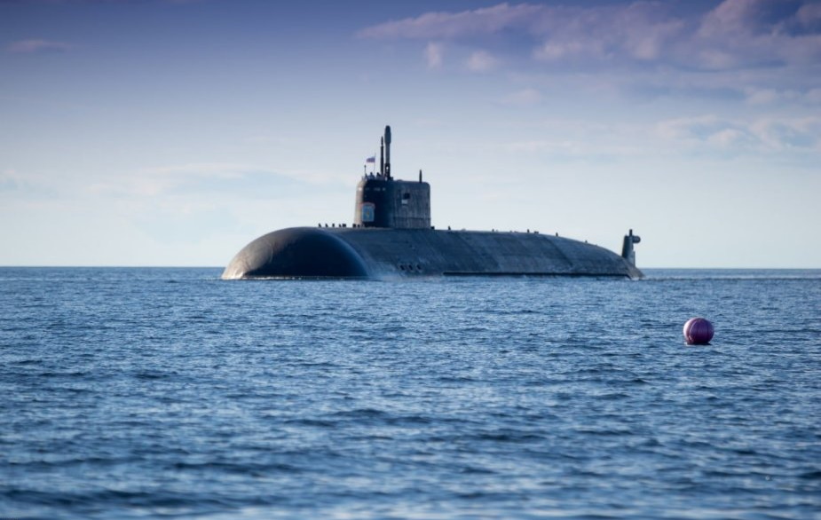 [عکس: Russian_submarine_Belgorod_to_complete_s...e_year.jpg]
