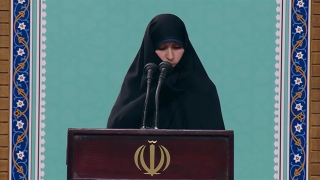 زنان معروف حسینیه امام خمینی که عکسشان وایرال شد