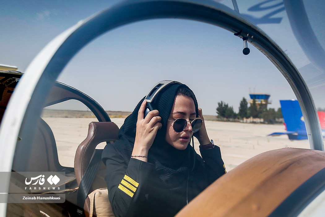 تصاویر جذاب از شوق پرواز در دختر ایرانی