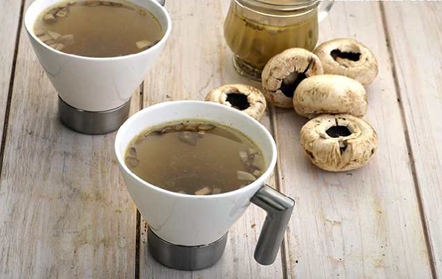 Hot-Mushroom-Tea-1