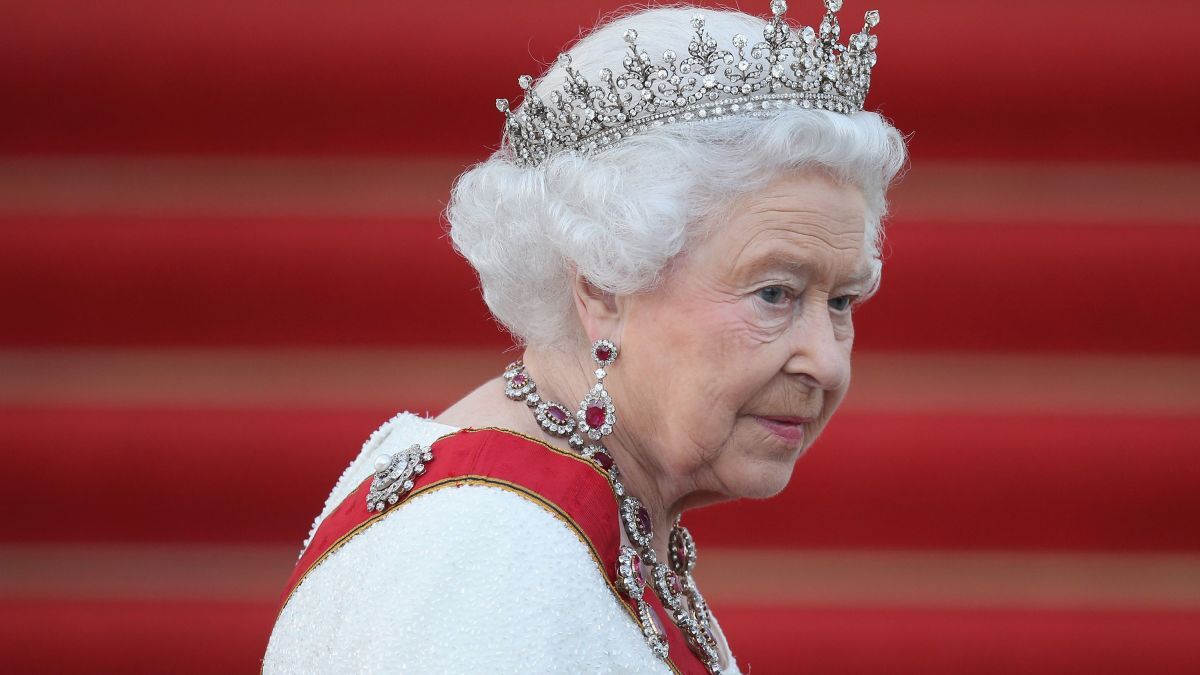 ادعای جنجالی درباره علت مرگ ملکه انگلیس