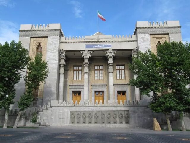 احضار سفیر بریتانیا در ایران به وزارت امور خارجه