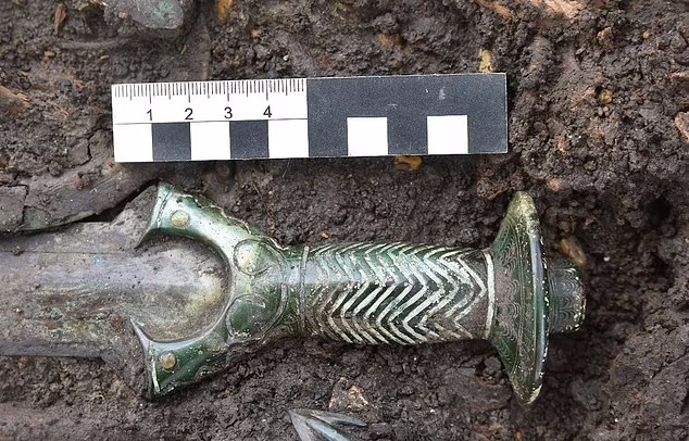 کشف شمشیر عجیب و باستانی در آلمان