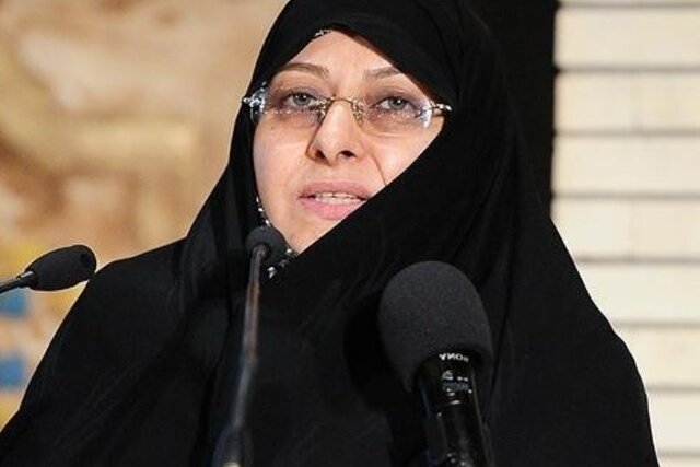هفت درنگ بر سخنان خانم خزعلی درباره زنان ایرانی