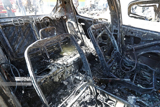 نابودی خودروها در انفجار یکی از مراکز معاینه فنی
