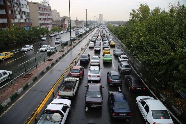ببینید: یک باران برای جهنم شدنِ تهران کافی‌ست!