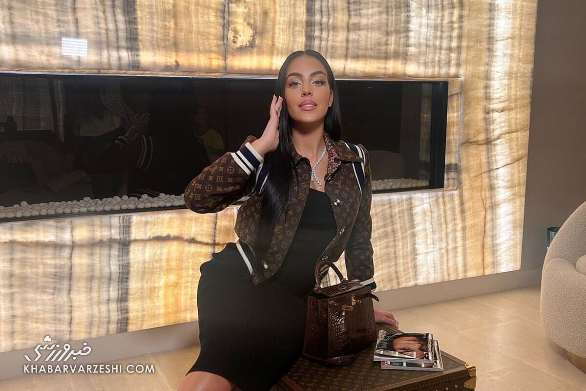 دورهمی نامزد رونالدو در یک رستوران لاکچری