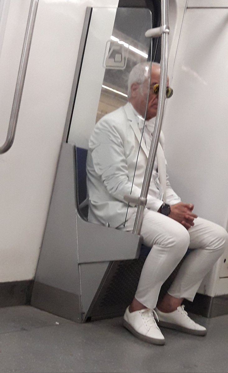 عکسی از یک مسافر متروی تهران که پربازدید شد