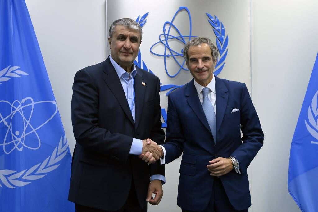 دیدار رئیس انرژی اتمی ایران با رافائل گروسی