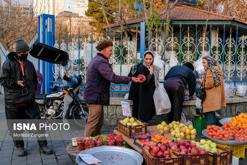 تصاویری از بازار تهران در آستانه بلندترین شب سال 