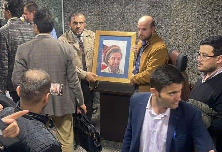 عکس جنجالی از سفارت افغانستان در تهران 