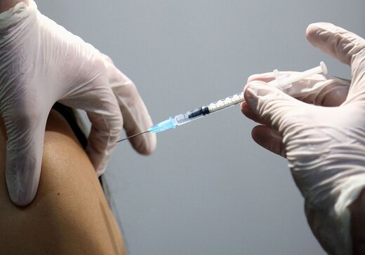 اعتراف رئیس سازمان غذا و دارو درباره واکسن کرونا
