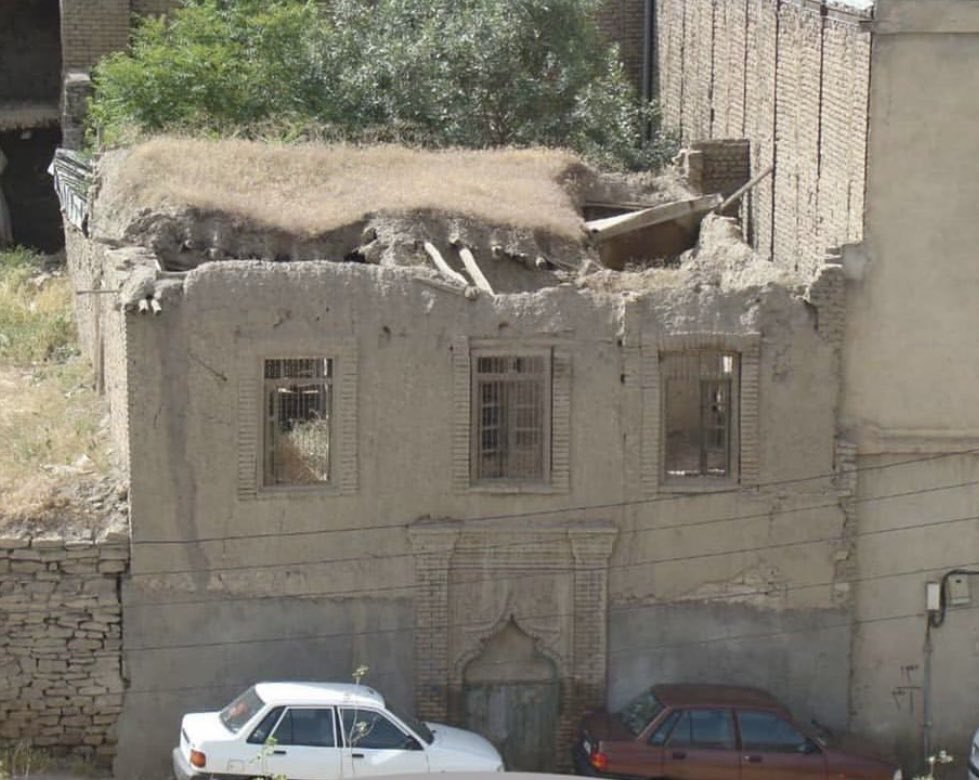 عکسی از خانه نابودشده ویگن در همدان پربازدید شد