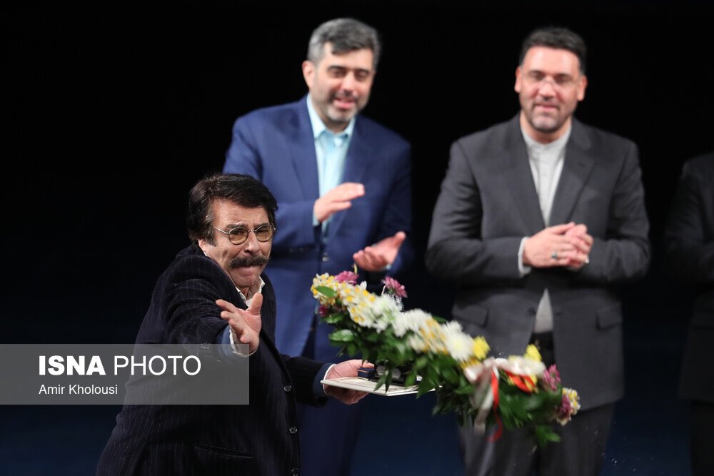 دو تصویر عجیب از علیرضا افتخاری که به تازگی منتشر شد