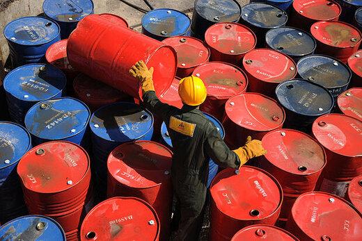  قیمت هر بشکه نفت در بودجه ۱۴۰۲ 