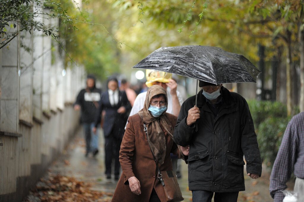تصاویری زیبا از اولین باران پائیزی در تهران