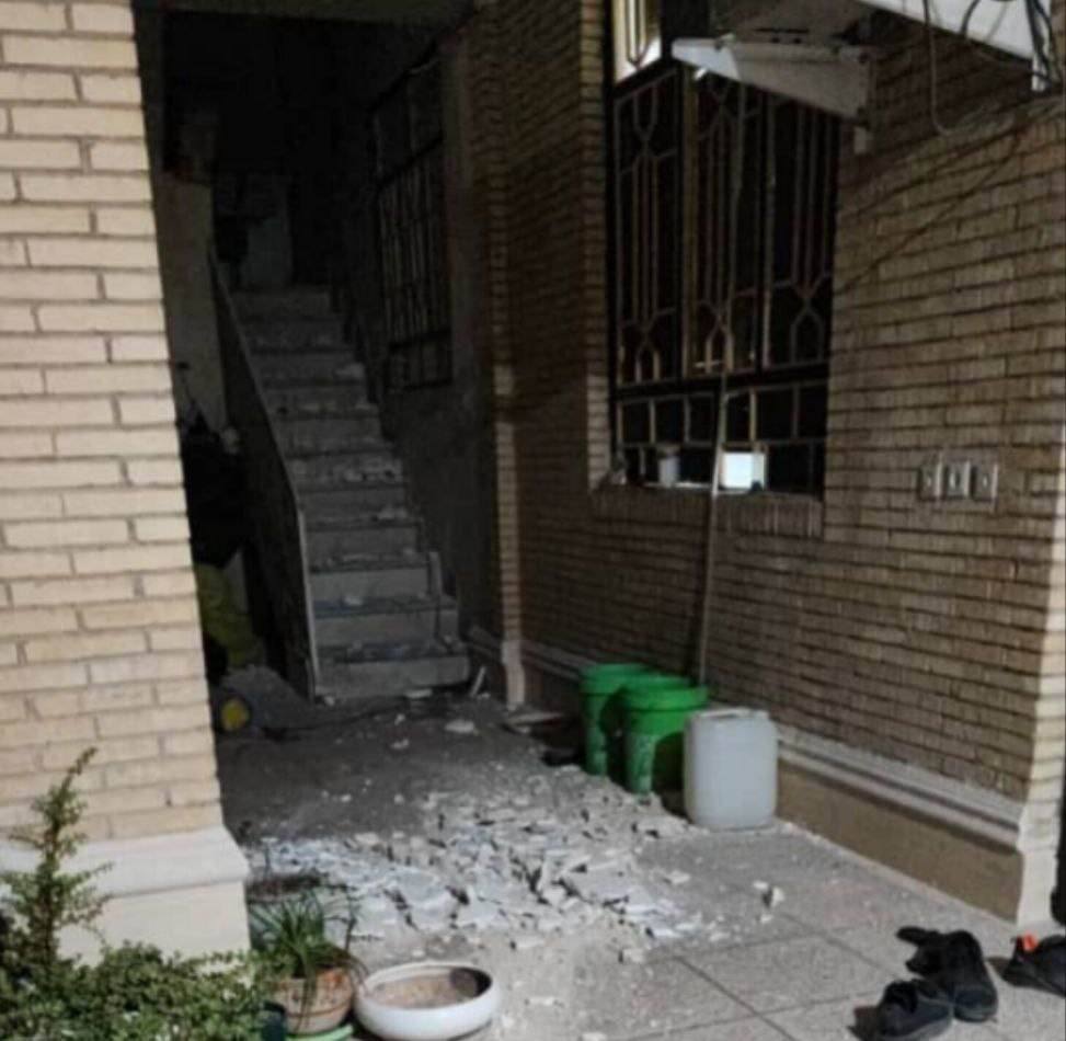 تصاویری از خسارت چند خانه در پی زلزله فارس