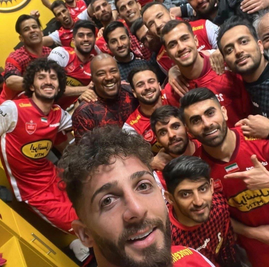 سلفی جالب پرسپولیسی‌ها پس از برد سپاهان 