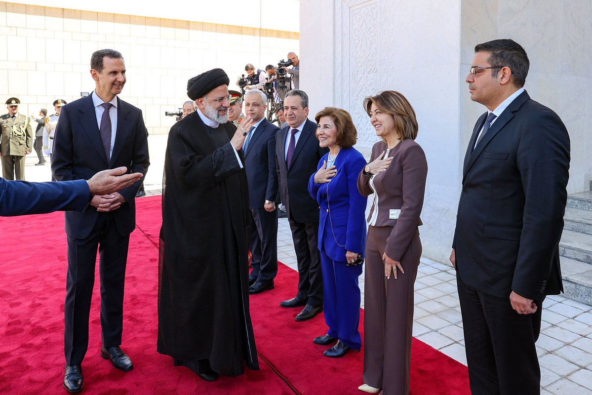 در خواست جنجالی از رئیسی بابت عکس مشترک با زنان سوری