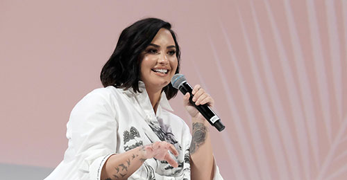 singer-demi-lovato-attends-the-2019-teen-vogue-summit-at-news-photo-1572790174