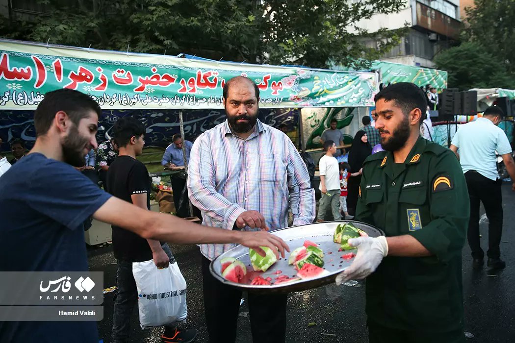 عکسی متفاوت از راهپیمایی دیشب غدیر