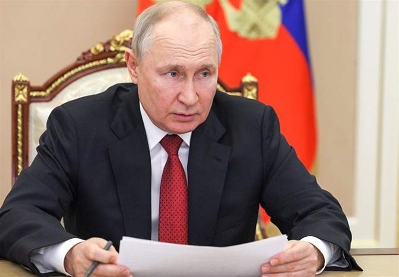 واکنش پوتین به مسدود شدن رسانه‌های روسیه 