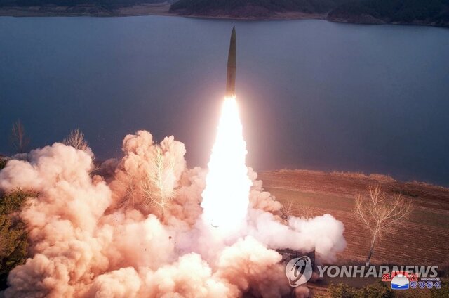 کره شمالی یک موشک جدید شلیک کرد