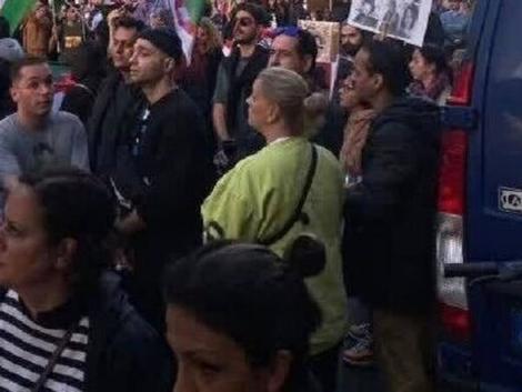 کیهان: تظاهرکنندگان برلین «اجق وجق» بودند