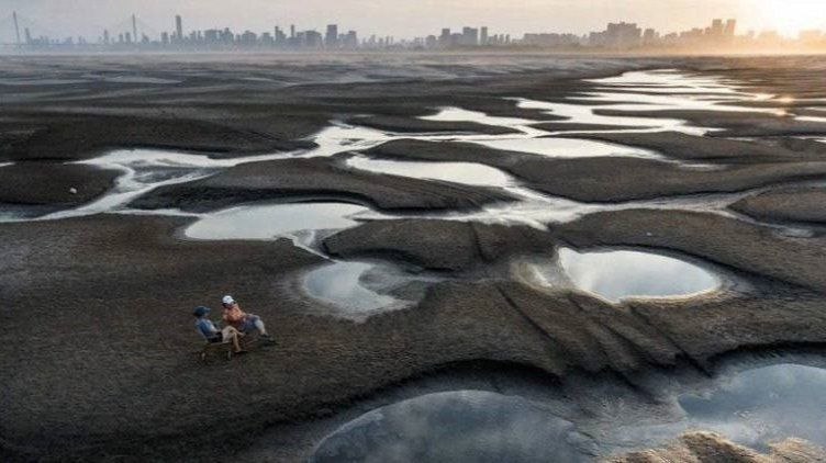 تصویری آخرالزمانی از بزرگترین رودخانه آسیا