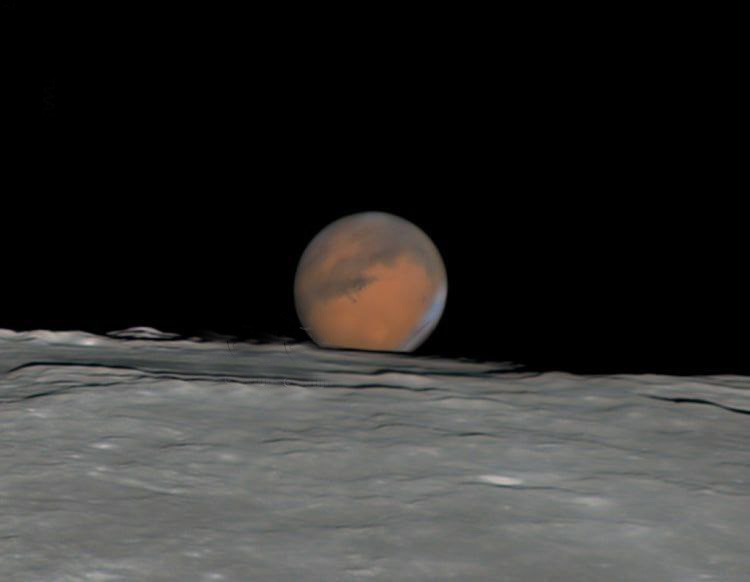 لحظه‌ای بی‌نظیر از ظهور مریخ پس از ماه‌گرفتگی