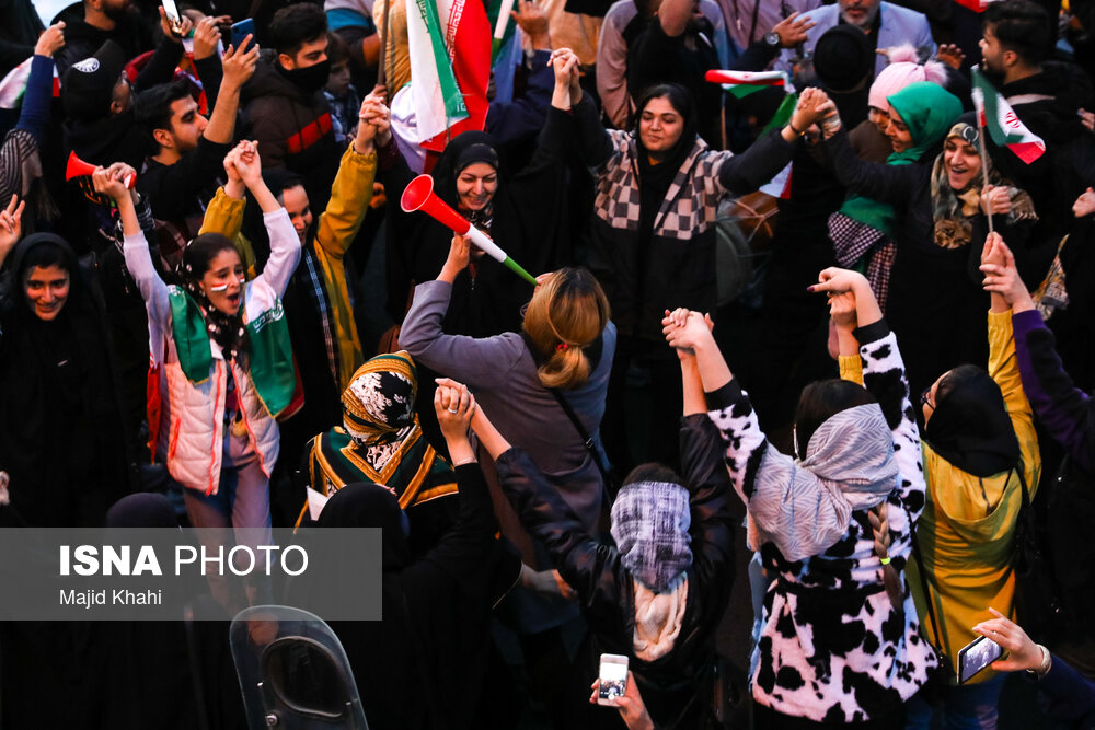 تصاویرِ ایسنا از شادی و سرور به سبک زنان تهرانی
