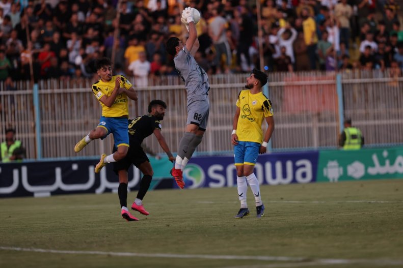 سپاهان به صدر برگشت، استقلال دور و دورتر شد