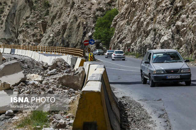 آخرین وضعیت جاده هراز پس از ریزش کوه