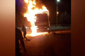 آتش‌سوزی کامیون در پمپ بنزین 
