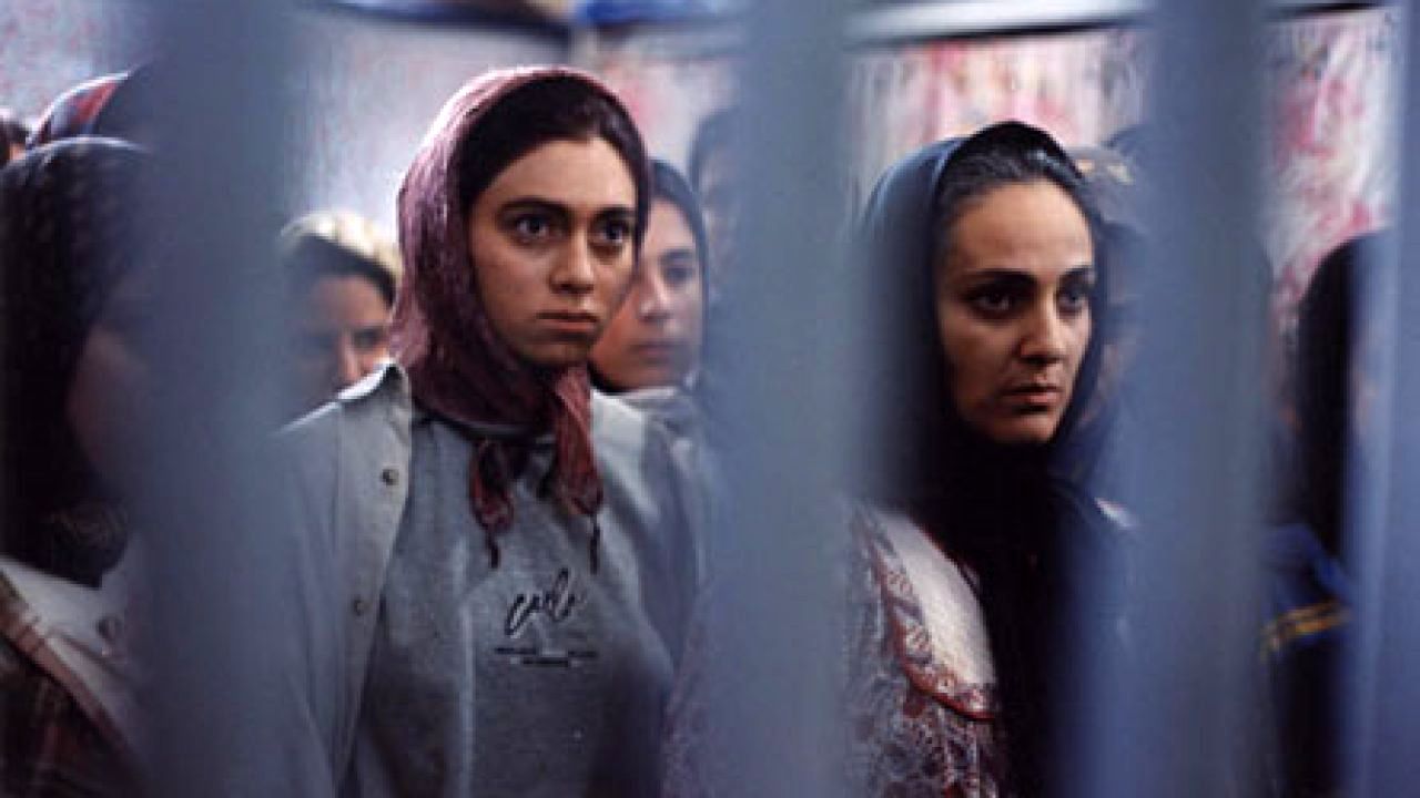 تصاویری با کیفیت از پشت صحنه زنانه‌ترین فیلم بعدِ انقلاب