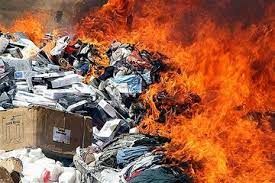 آتش زدن ۸۰۰ تن کالای قاچاق در تهران