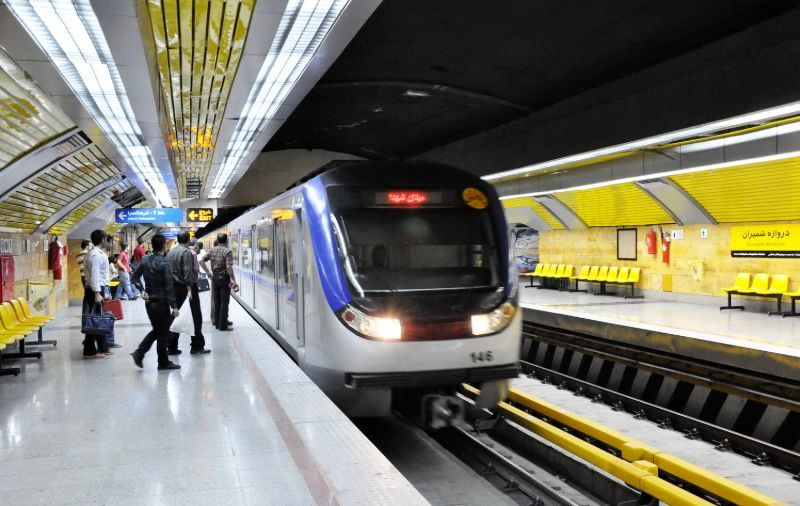 شاهکار جدید و عجیب زاکانی در واگن زنانه مترو