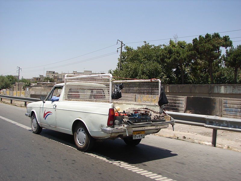 عکسی از فروش طالبی با خودروی پلاک دولتی!